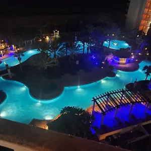 Beach Condo At The Shores Of Panama Condos - Unit 918 Aparthotel
